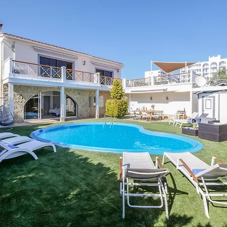 Apartment Moderne Grosse Villa, 5 Min Fusslaeufig Zum Strand,pool,klima Calas de Mallorca